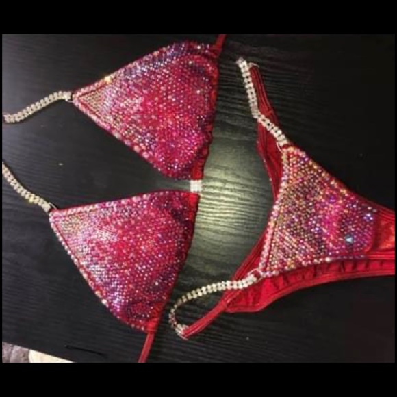 Selling ACB bikini. Worn twice! - Picture 4 of 5